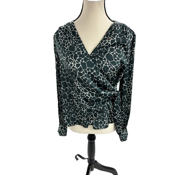 Worthington Womens Size XS Wrap Blouse Green White Animal Print Long Sleeve Top - Picture 1 of 7